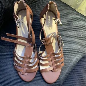 🔵 Nicole shoes
